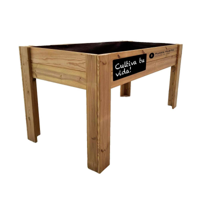 Mesa de cultivo marrón...